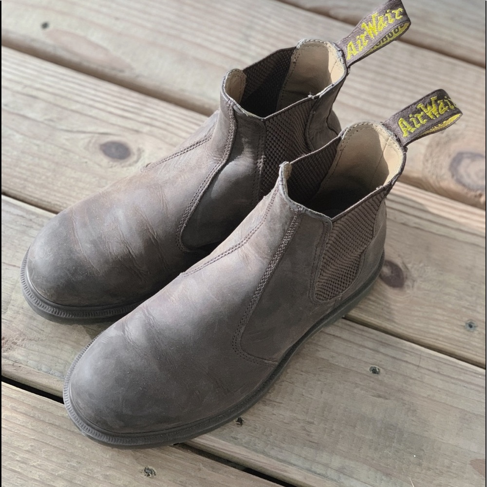 Dr. Martens 2976 Crazy Horse Leather Chelsea Boot